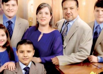 Pareja antivacunas muere de Covid