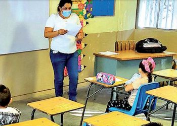 Avalan a 37 escuelas de NLD para clases presenciales