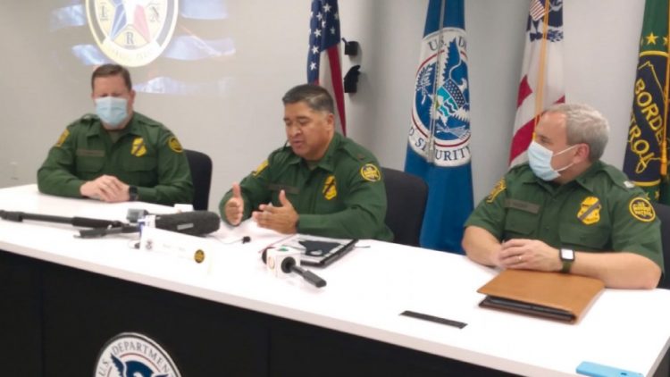 Patrulla Fronteriza se encuentra rebasada por la crisis migratoria