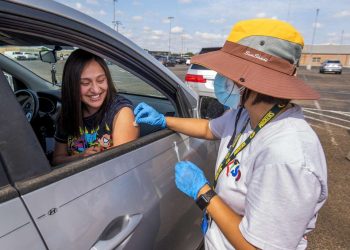Habrá una tercera dosis de anti-Covid