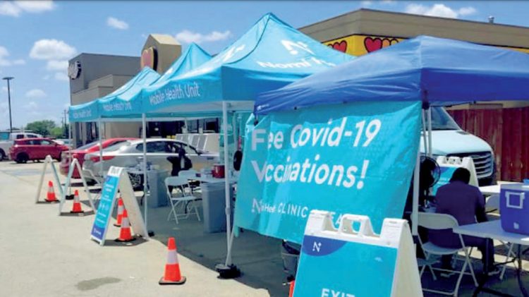 Vacunan gratis a traileros mexicanos en ruta 35 EU