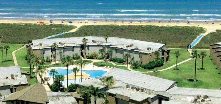 Mata hombre a tres mujeres en la Isla del Padre