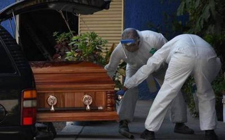 Murieron casi 369 mil mexicanos en segunda ola de Covid-19