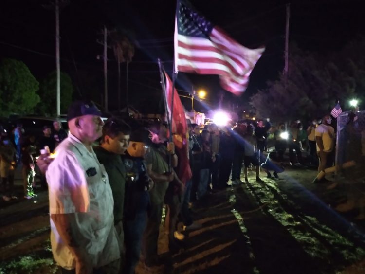 Realizan vigilia por el marine caído en Kabul