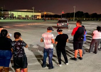 Vacunación; salud con salud se paga