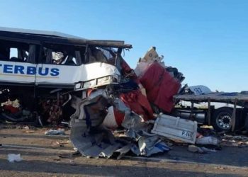 Accidente en carretera Sonoyta-San Luis Río Colorado, Sonora, deja 16 muertos