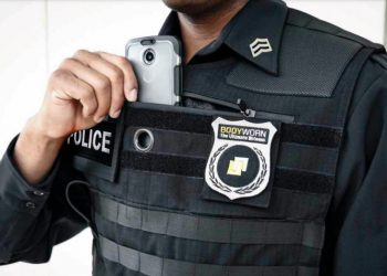 Inicia el uso obligatorio de las cámaras corporales en policías