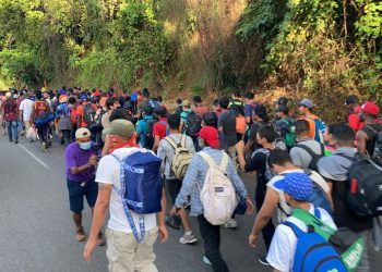 Nueva caravana migrante parte de Tapachula, Chiapas; Guardia Nacional hace operativos nocturnos