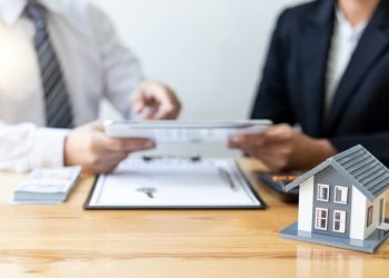 Obreros le hacen ‘fuchi’ a los créditos Infonavit