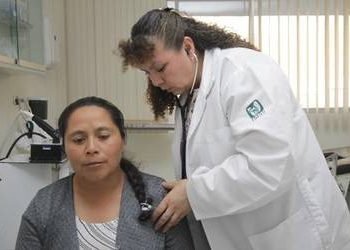 Alarma aumento de enfermedades respiratorias en temporada de calor