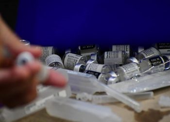 Concluye jornada de vacunación contra coronavirus