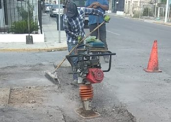 Intensifican bacheo en colonias Hipódromo, Viveros y Reservas