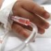 Hospitalizan a una niña de 10 años víctima de Covid