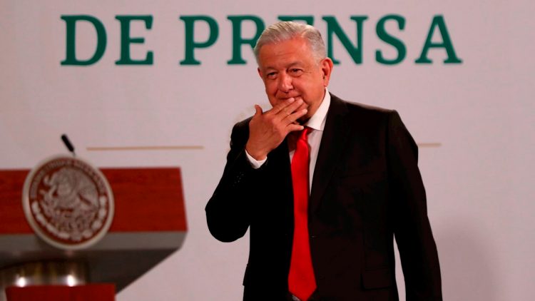 AMLO asegura que cancelará sus cuentas de Facebook, Twitter y su teléfono cuando termine su mandato