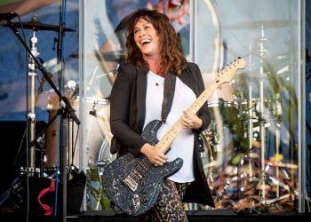 Afirma Alanis Morissette que fue violada a los 15 años