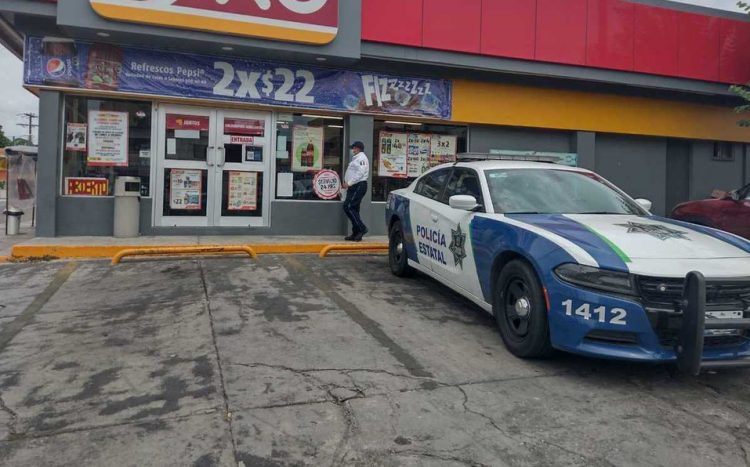 Ladrón pide disculpas antes de asaltar Oxxo en Tampico
