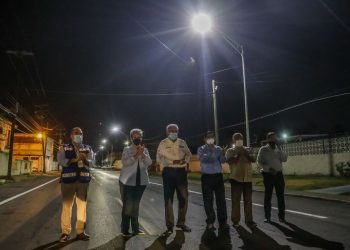 Inaugura Sanmiguel sistema de alumbrado en sector Centro