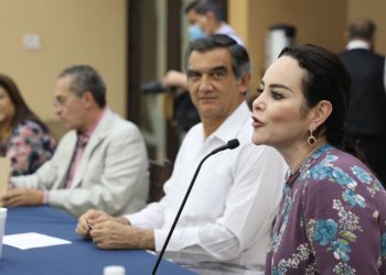 Carmen Lilia busca acelerar proyecto de construcción del puente 4-5