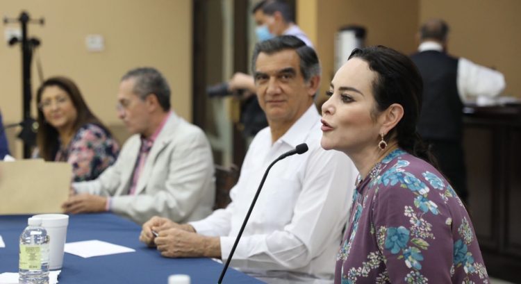 Carmen Lilia busca acelerar proyecto de construcción del puente 4-5