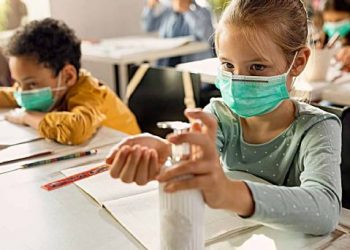 Temen brote de Covid en planteles escolares