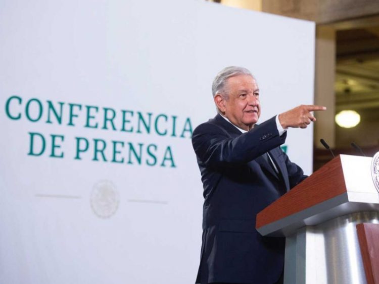 Pide López Obrador a EU aprobar uso de todas las vacunas contra covid-19