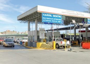 No autorizan vacuna Cansino para cruzar