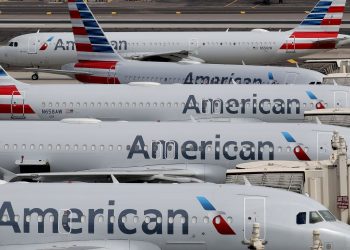 Pasajero ataca a auxiliar de vuelo de American Airlines