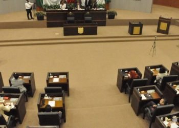 Gastaron diputados un millón de pesos en comidas y antojos