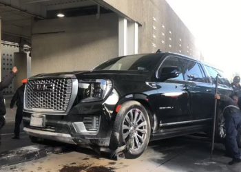 Balacera en AICM deja 2 lesionados; agresor murió en el hospital