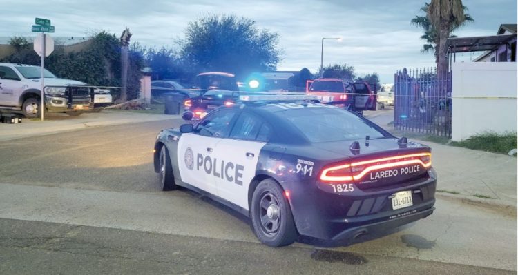 Identifican a policías que enfrentaron a pistolero