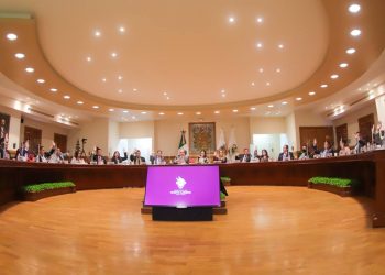 Presentan a los integrantes de la Comisión de la Verdad