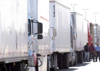 Se requieren cerca de 30 mil operadores de tractocamión