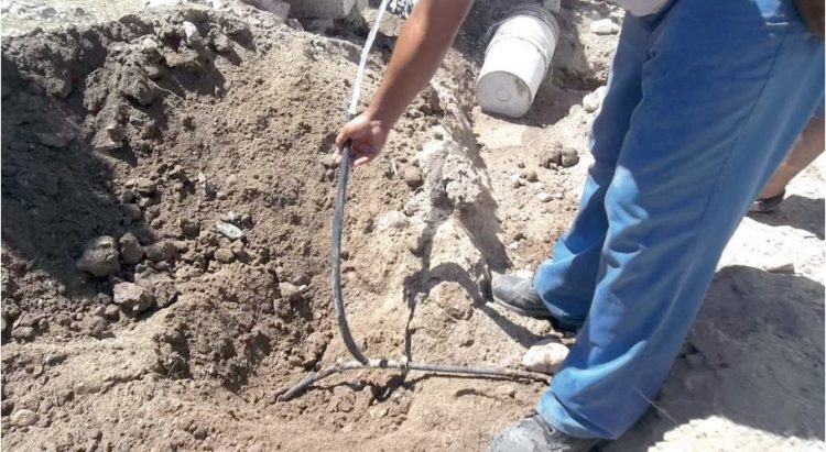 Detectan más de 20 mil tomas clandestinas de agua