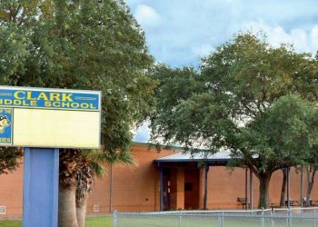 Vuelven amenazas de tiroteo a UISD