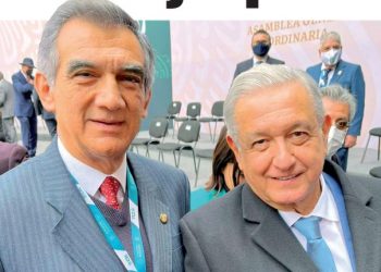 Refrenda compromiso de trabajar para mejorar la salud