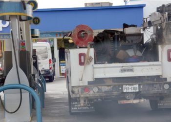 Inestables precios de gasolina en Laredo y otras ciudades