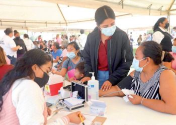 Lanza municipio mega vacunación para maestros