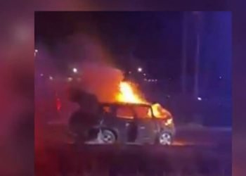 Mueren tres en choque-incendio