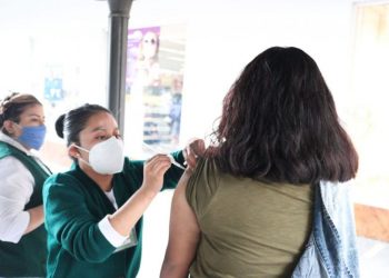 Clínica #78 del IMSS realiza campaña de vacunación para menores de edad