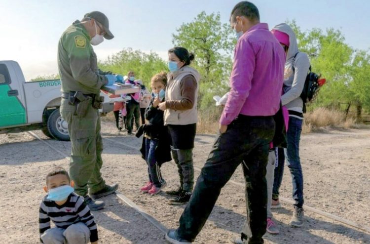 Por ofensiva, buscan eliminar la palabra ‘ilegal’