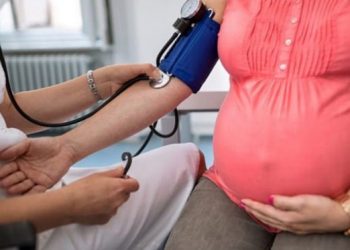 Variante Delta afecta más a embarazadas