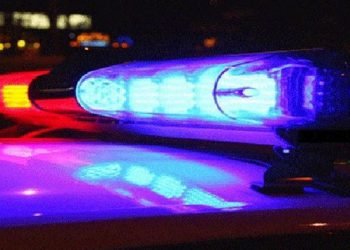 ‘Cazan’ a un chofer fuera de su casa; salía a trabajar cuando recibió cinco balazos