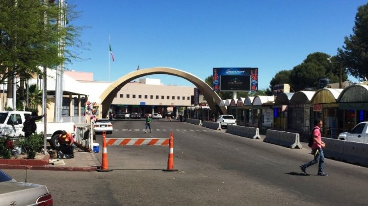 No se prevé otro cierre de fronteras: Ken Salazar