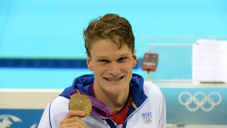 Medallista de oro olímpico es detenido e investigado por violación a una menor