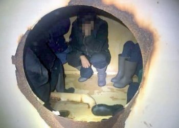 Sacan a 6 indocumentados de un frío camión-pipa