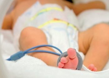 Pega Ómicron a recién nacidos