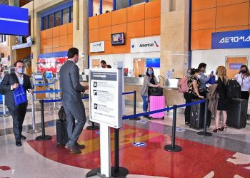 Vuelven restricciones a Laredo por Ómicron