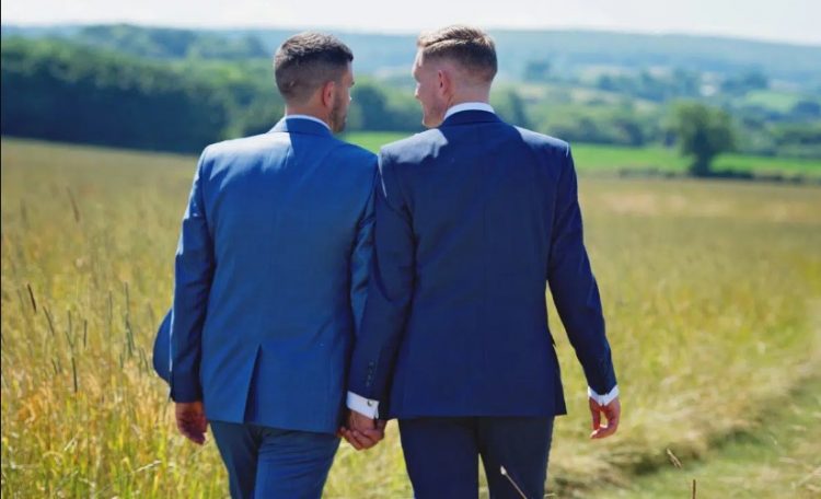 HISTÓRICO: Sin necesidad de amparo se casa la primera pareja LGBT en Irapuato