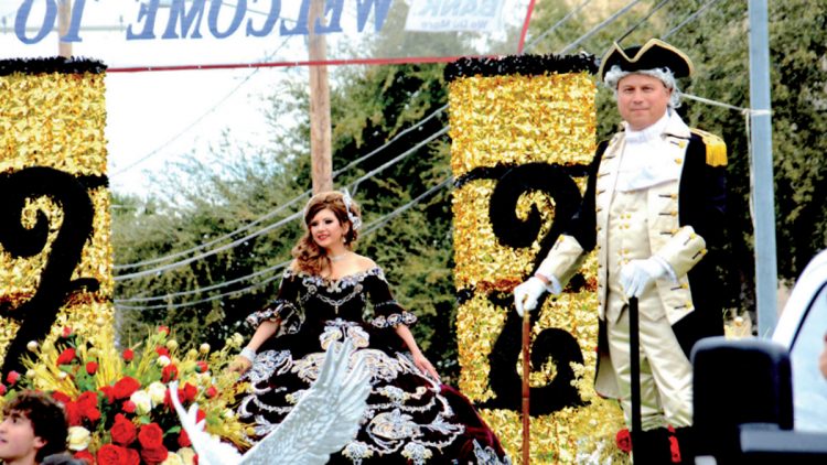 Familias laredenses disfrutaron desfile Anheuser-Busch WBCA