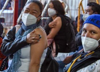 Ojo acá, treintañeros; ya pueden hacer el registro para la vacuna de refuerzo